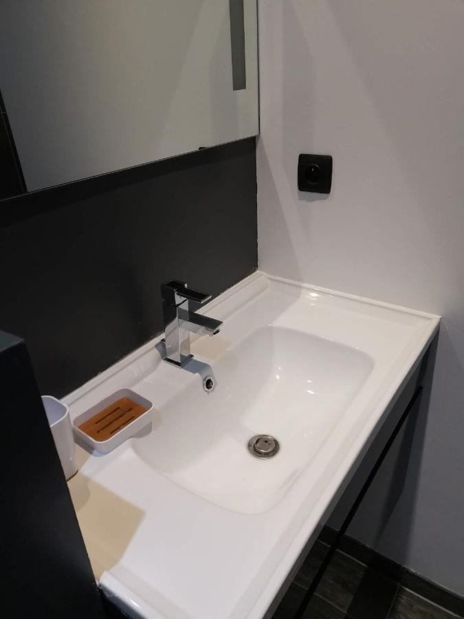 Home Place Apartments - Langon Sauternes Buitenkant foto