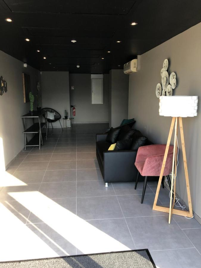 Home Place Apartments - Langon Sauternes Buitenkant foto